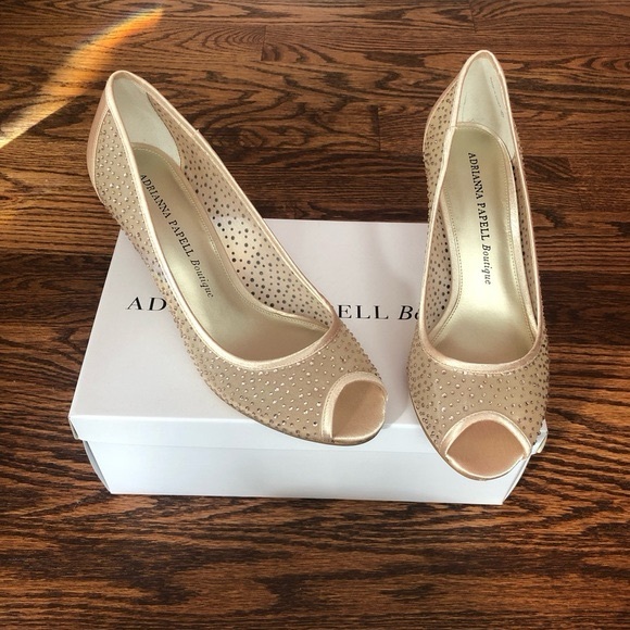 Adrianna Papell Heels - Picture 2 of 2